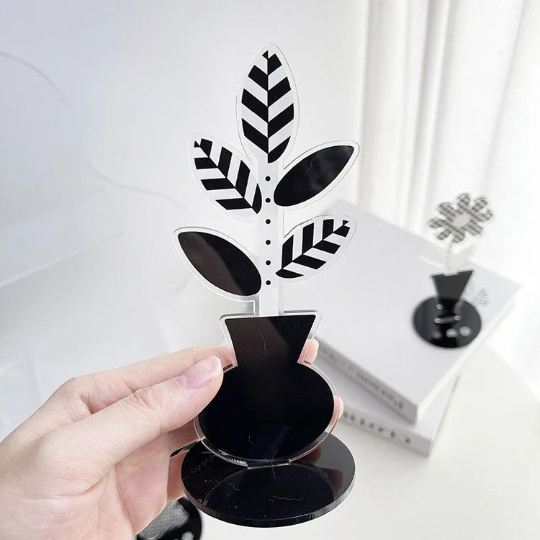 Thumbnail: Acrylic Cute Floral Memo Photo Picture Note Clip Holder Stand