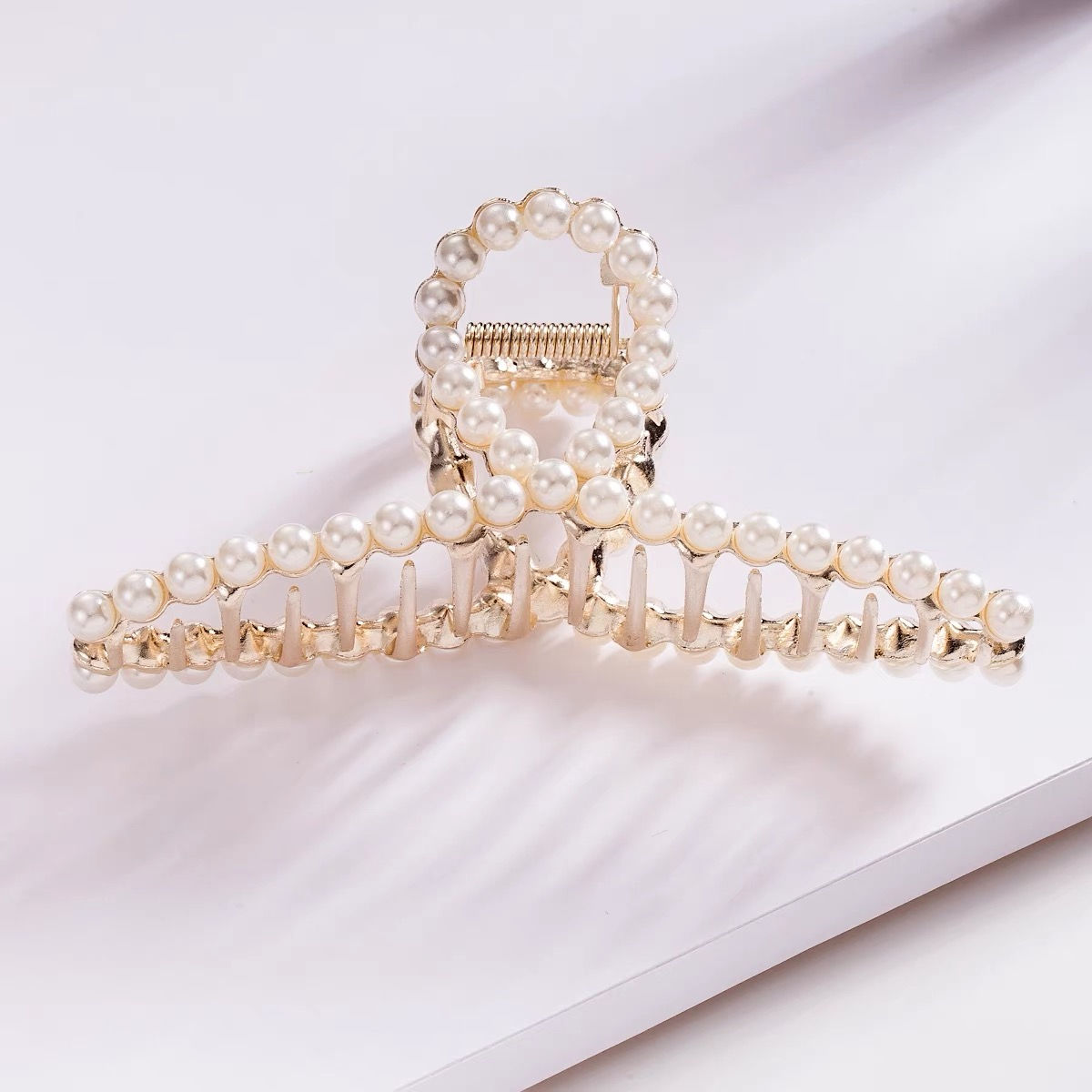 Pearl Beaded Loop Crazy Crab Large Light Gold Metal Hair Claw
