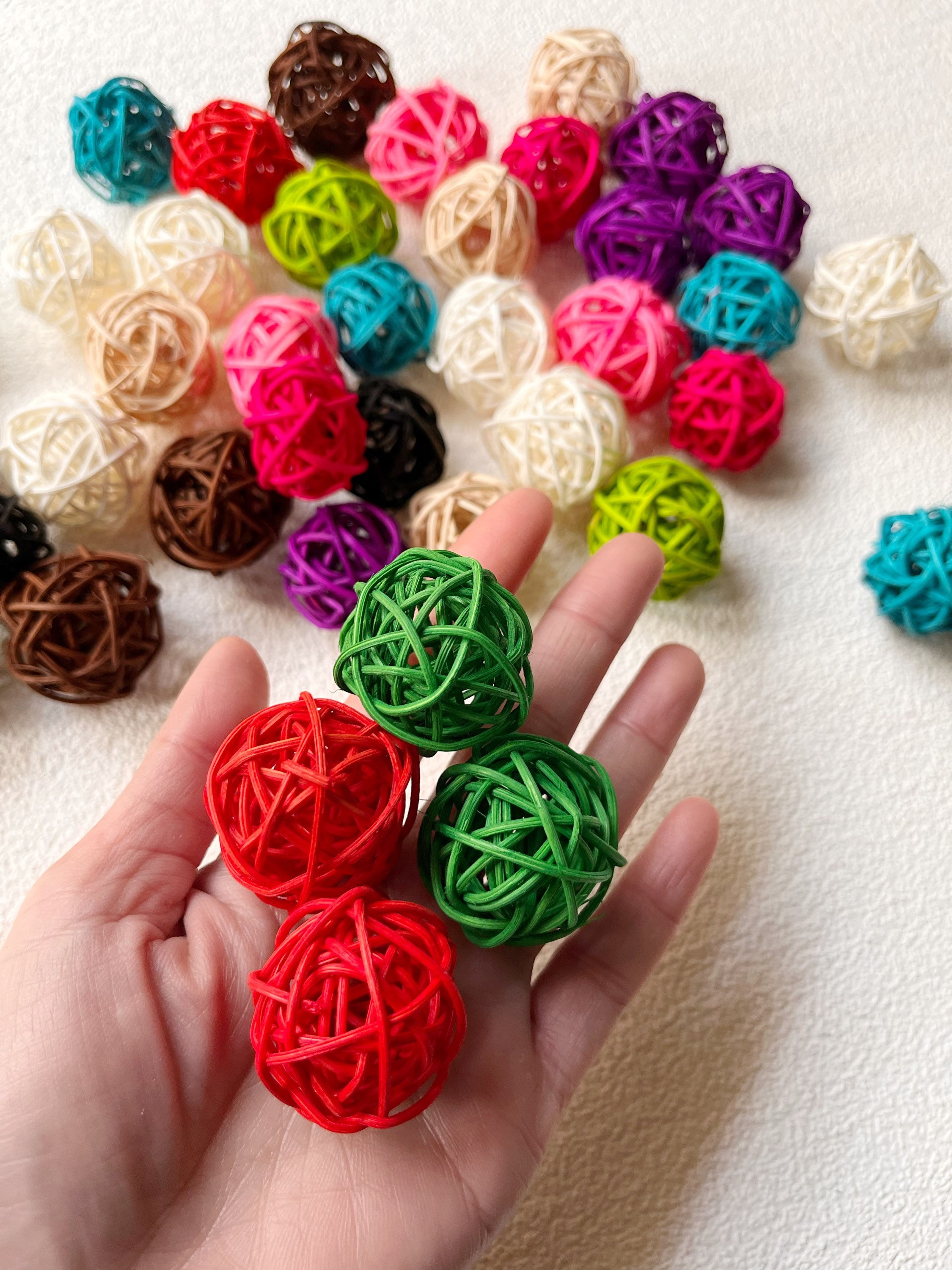 Natural Colourful Rattan Vine Balls DIY Home Display 20 pcs