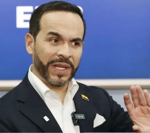 De la Espriella sufre su primera derrota antes de posesionarse
