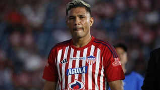 Teófilo Gutiérrez renueva y va por la Superliga con el Junior