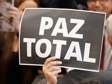 La elegía de la promesa de paz total