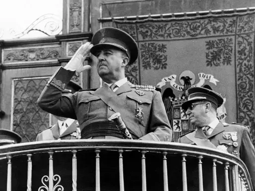 Franco, el dictador español, también gritaba: "¡Viva Cristo Rey!"