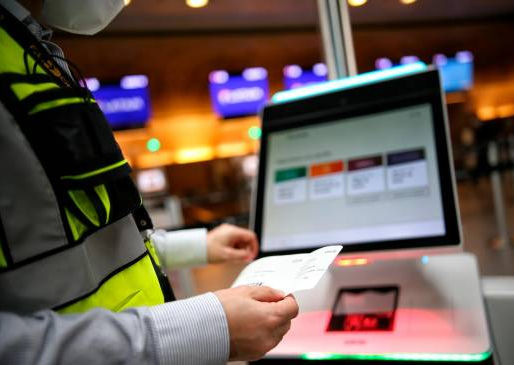 Investigan a 26 aerolíneas por cláusulas que afectan usuarios