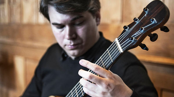 Link to Patrik Kleemola's YouTube recording of Matteo Carcassi's 25 Etudes Op. 60