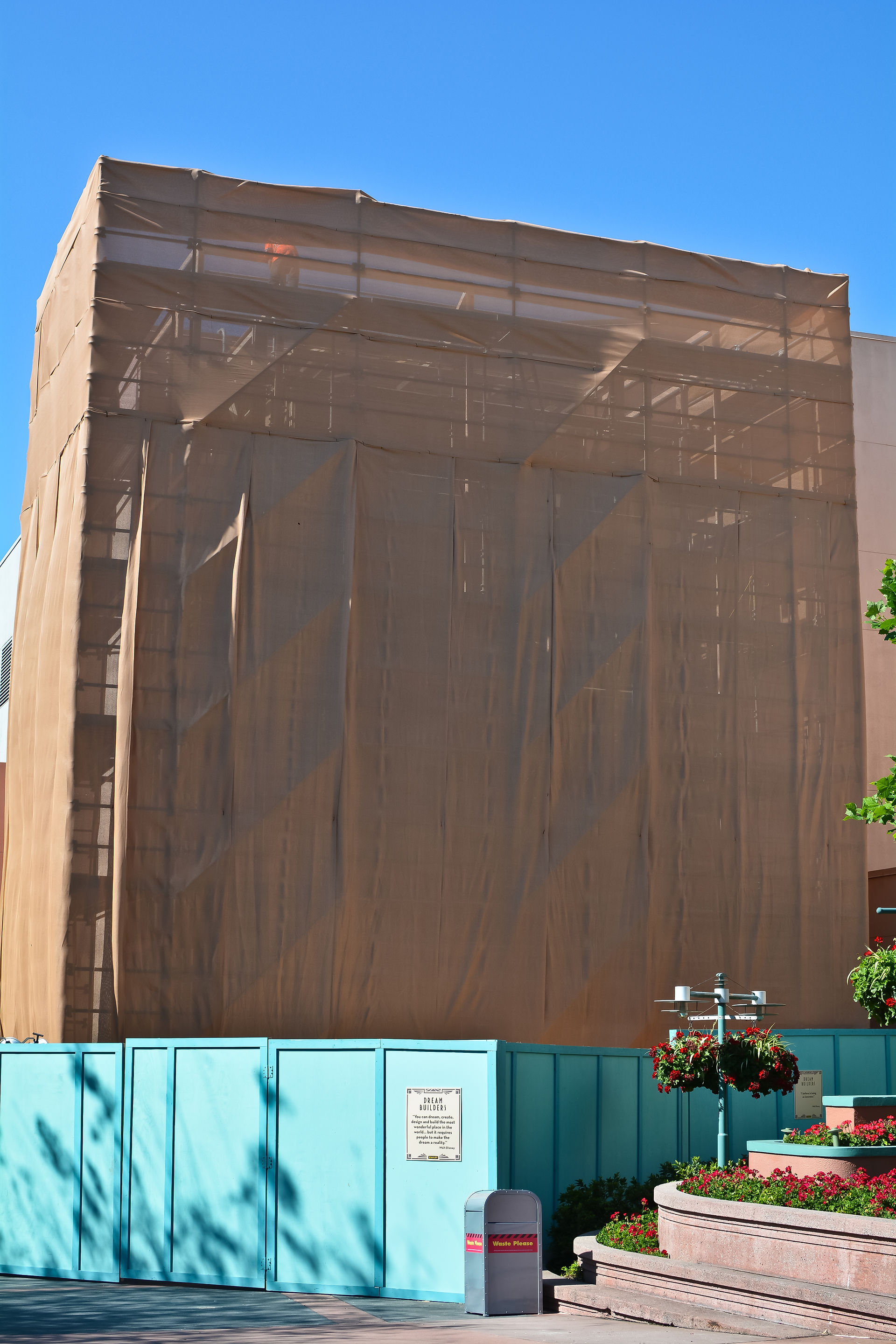 Projection Screen