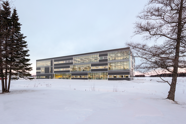 Siège social de la compagnie PremierTech à Rivière-du-Loupdans la neige.