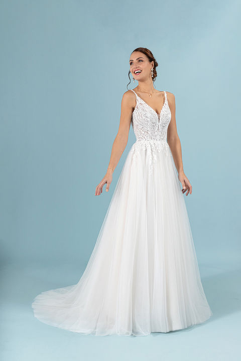 BrautmodeVorarlberg_Brautmode_Brautkleid_Heiraten_Ländle_Hochzeitskleid17.jpg