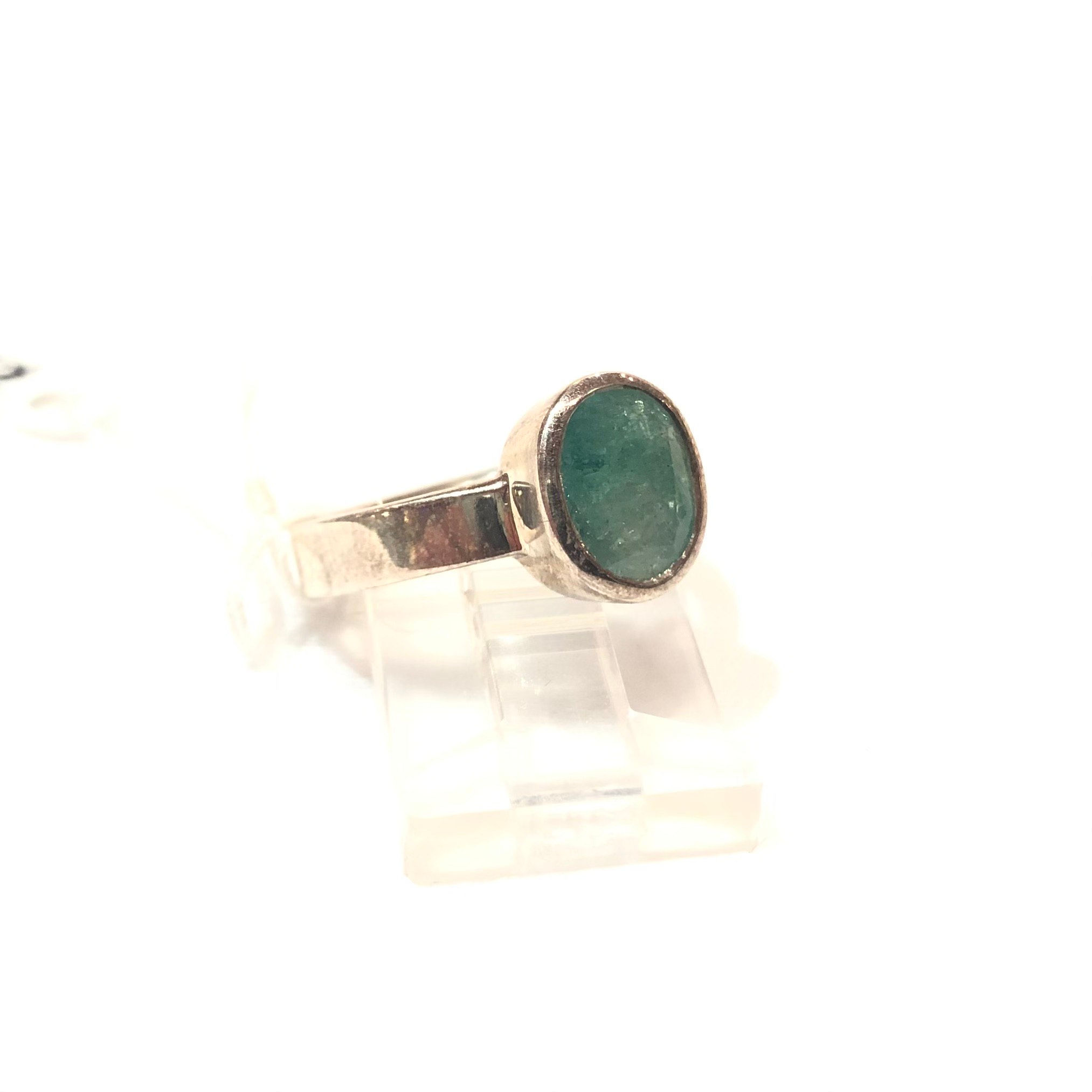 Emerald ring set with sterling silver