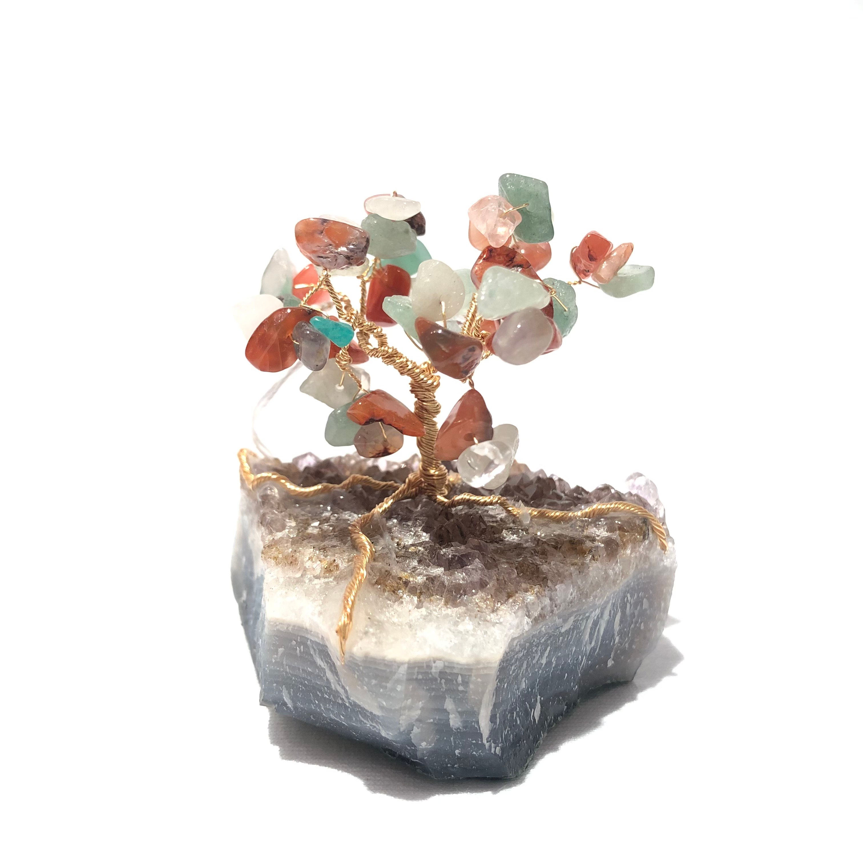 Prosperity tree on Amethyst geode