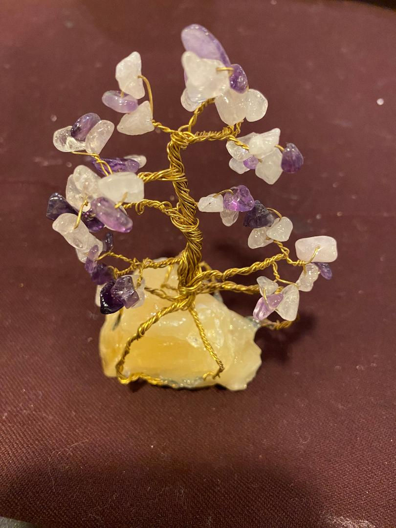 prosperity tree made in gemstone