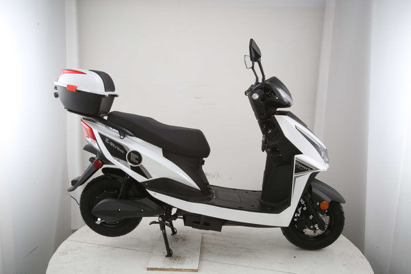 Thumbnail: SCOOTER E-STRIKE (ON ROAD)