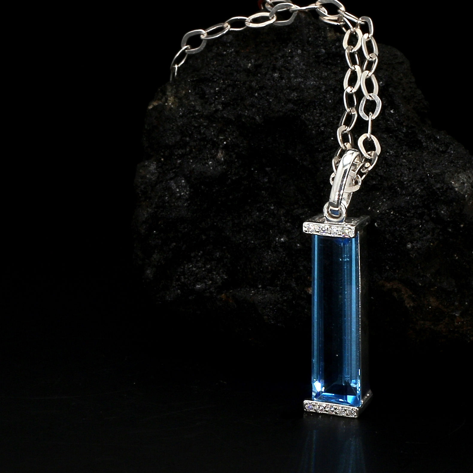 Blue Topaz Stoned Ladies Pendant