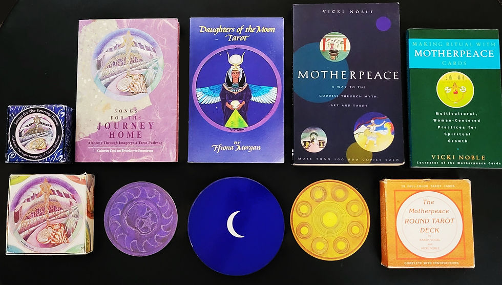 Round Deck Books