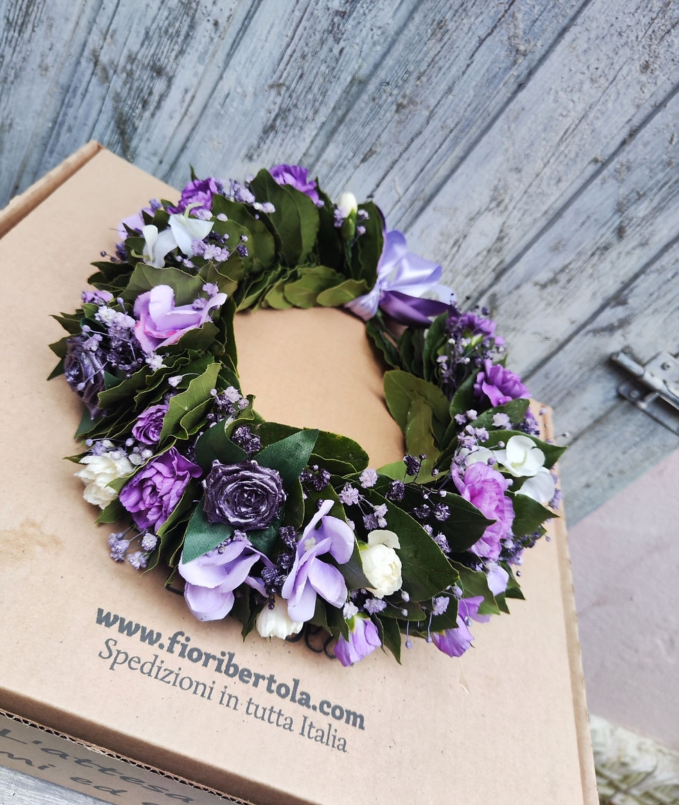 Miniatura: Corona di laurea fiorita in violetto/lilla/bianco (€72)