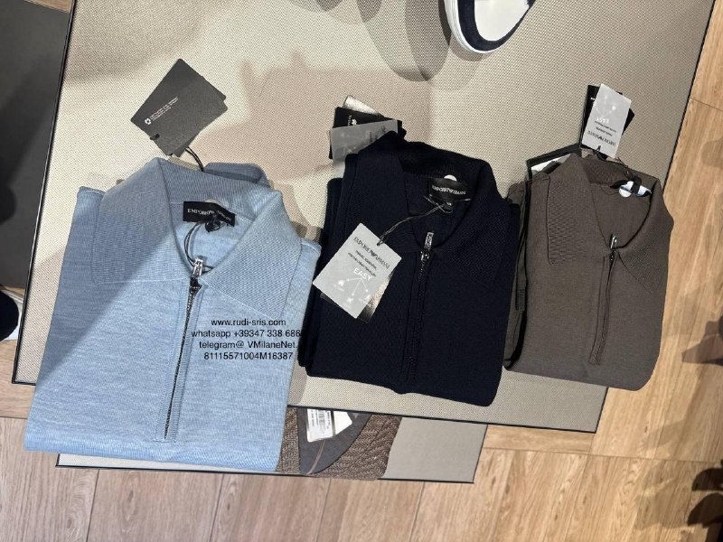 ARMANI Men's Sweatshirt