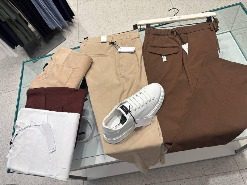 GAZZARRINI Men's Pants