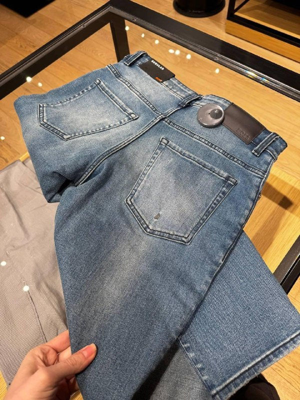 HUGO BOSS Men's Jeans