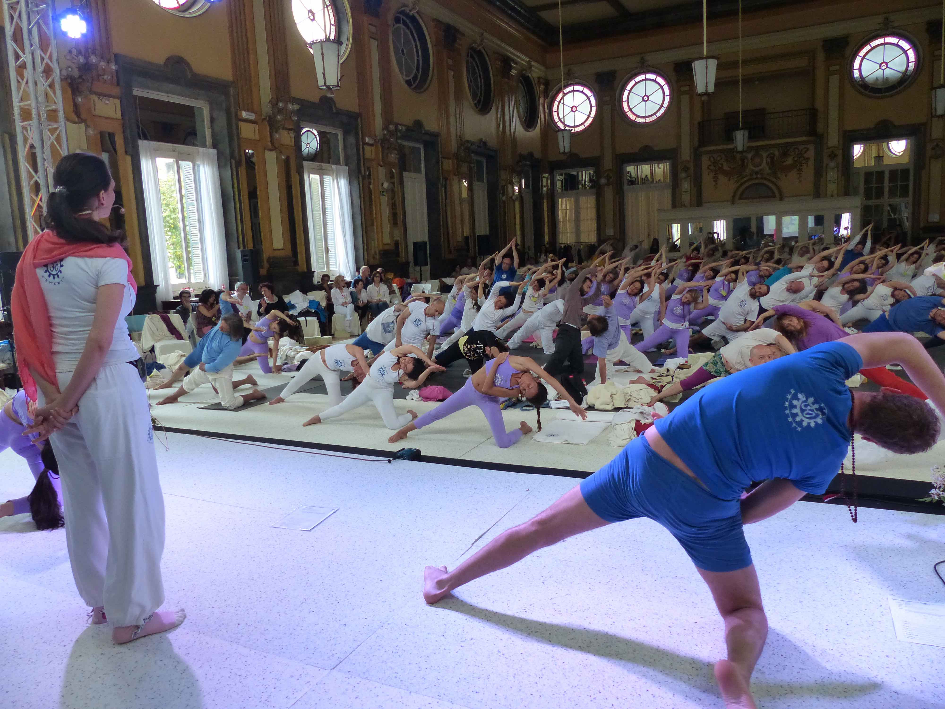 Mahá Sádhaná - Aula do Yoga