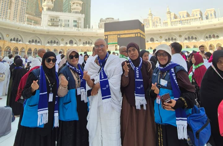 Para kader dan Passient Supporter TBC. Urutan dari kiri ke kanan: Ibu Gita, Ibu Jatminah, Bapak Aniel, Ibu Mano, dan Ibu Siti Khoiriyah