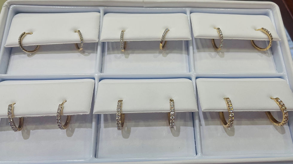 Thumbnail: Hoop Diamond earring 