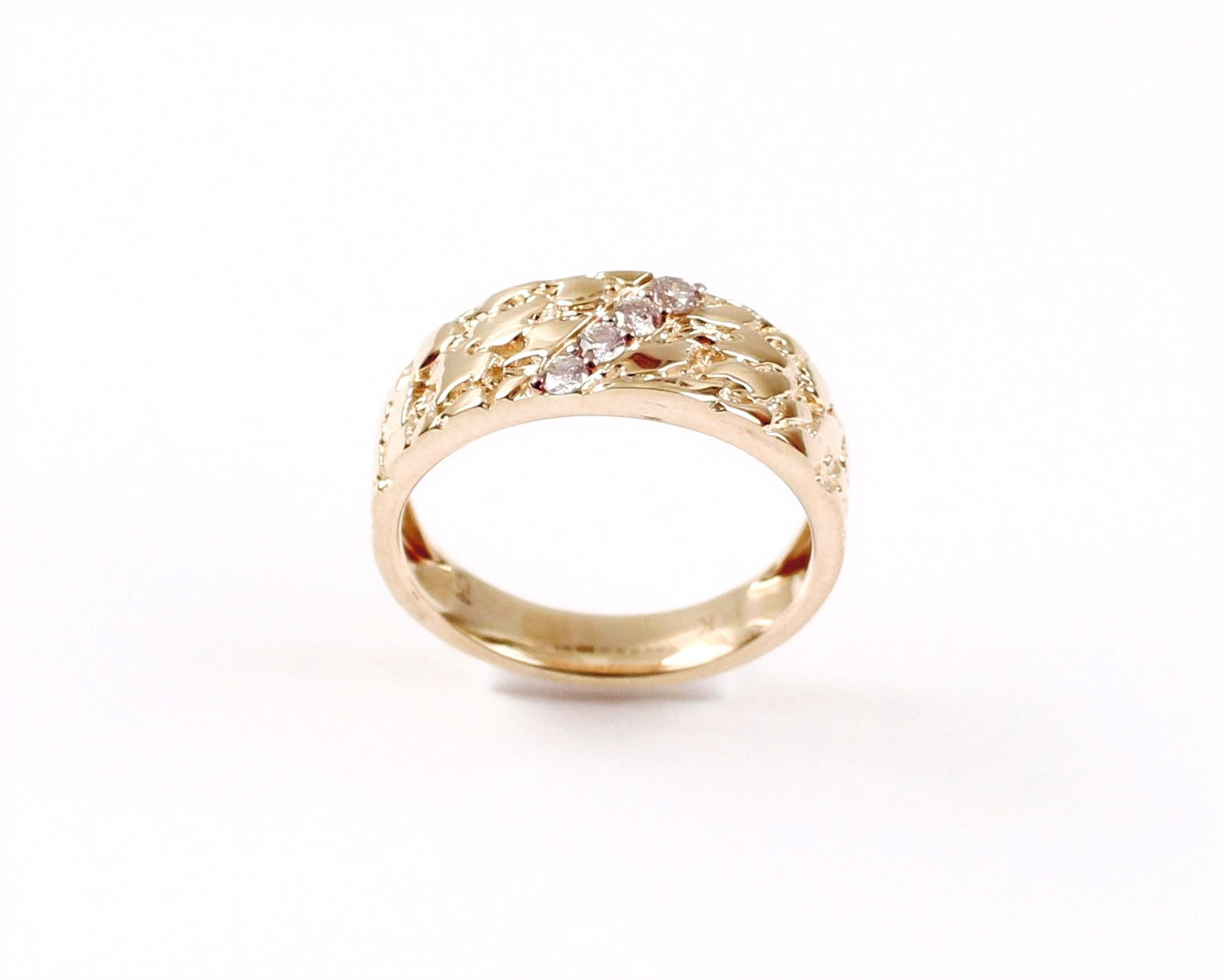 Wedding ring 14k with diamonds