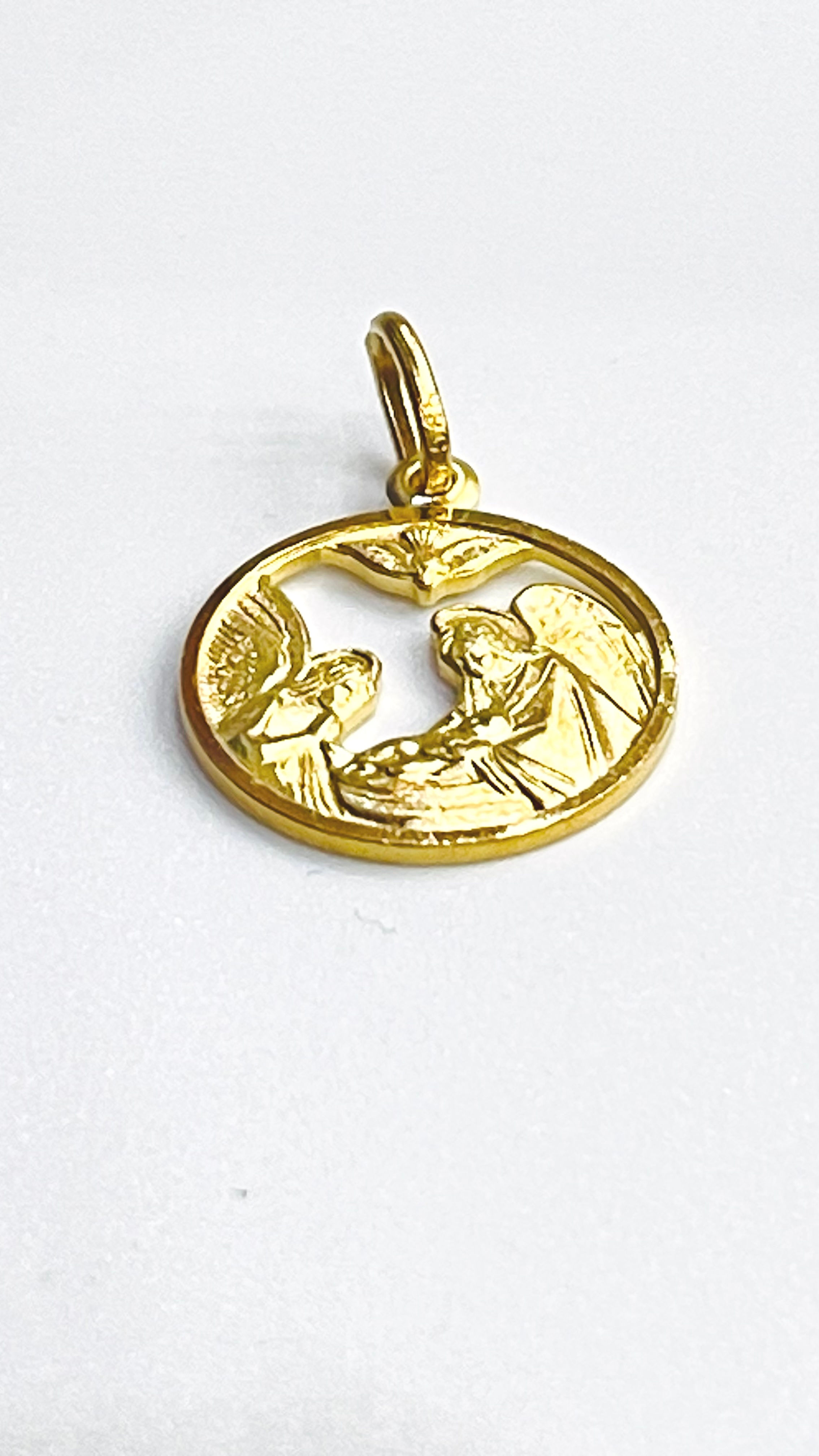 Family Christ pendant 