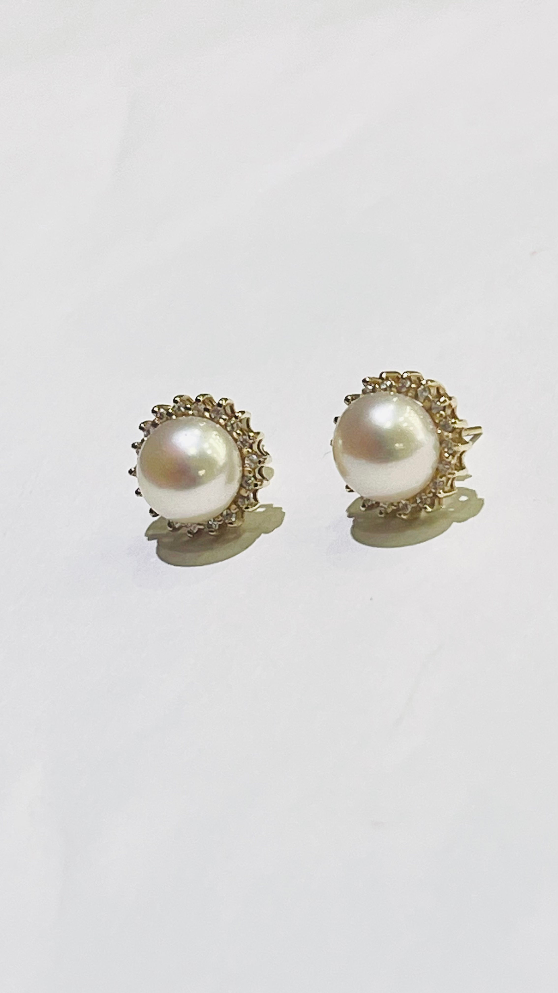 Diamond Pearl earring