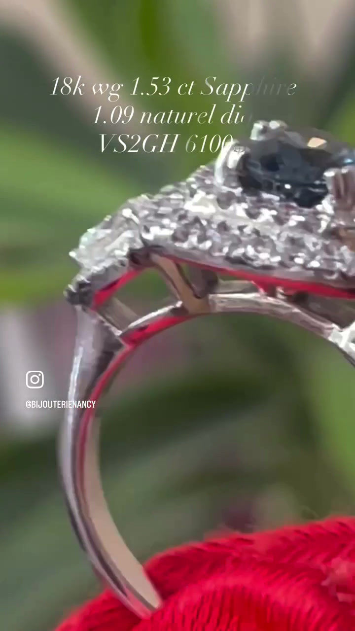 Thumbnail: Blue sapphire ring