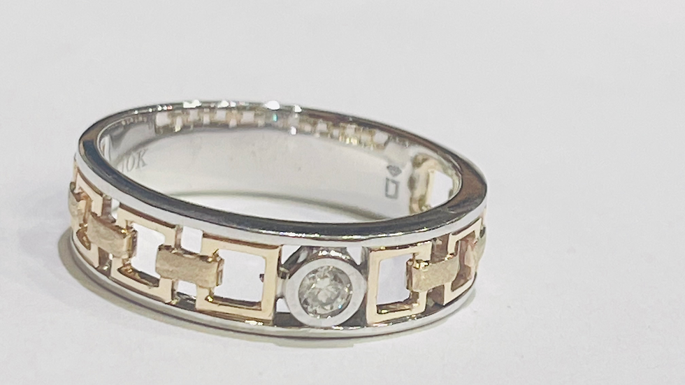 Thumbnail: Couple wedding ring