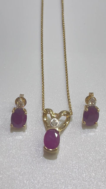 Miniature : Set of ruby with diamond 