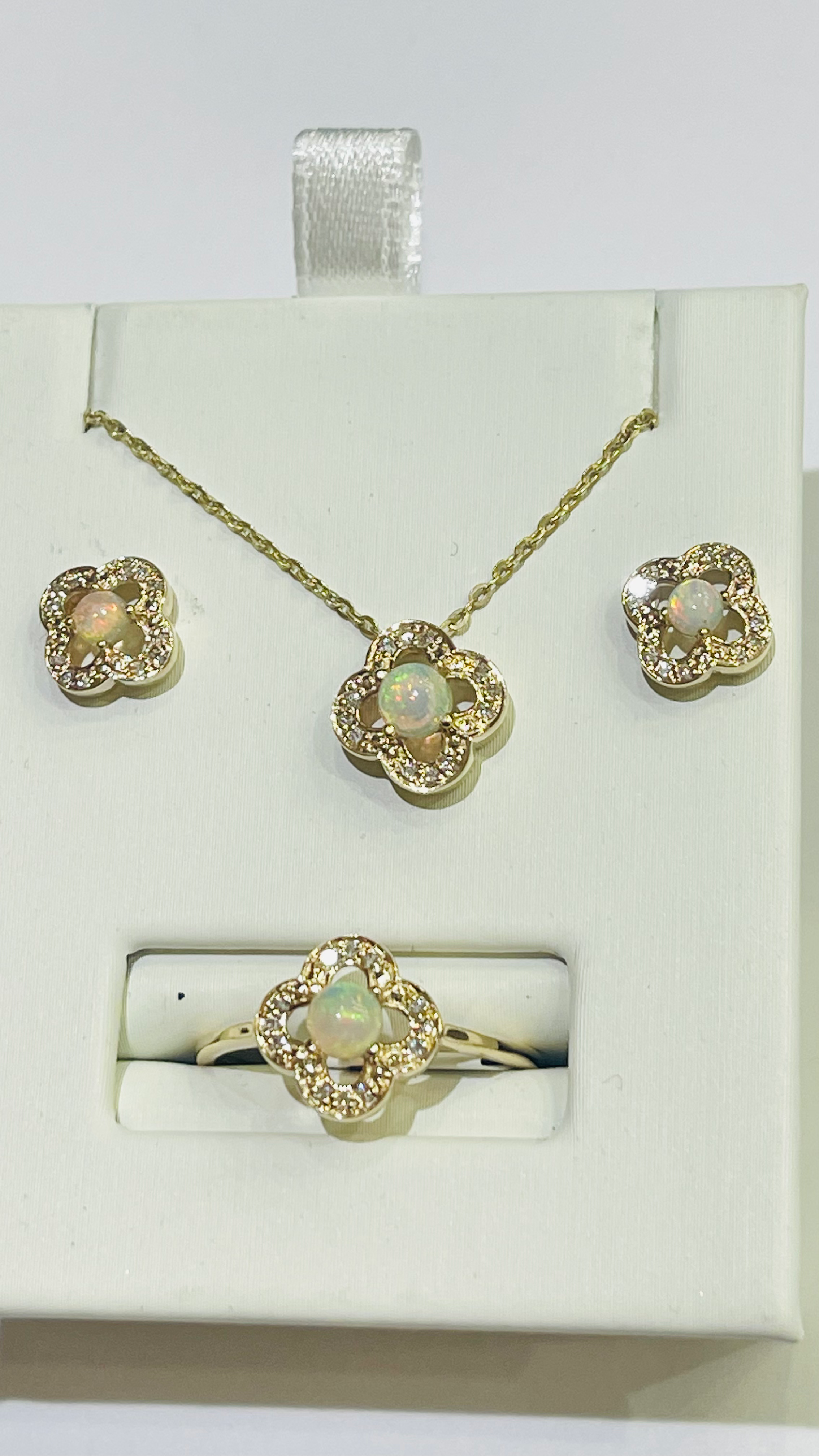 Opal set October