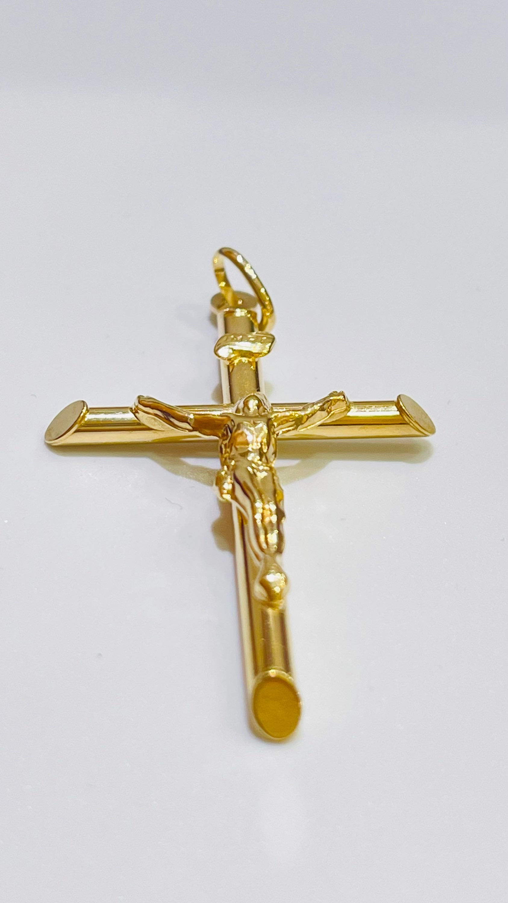 Cross Jesus pendant