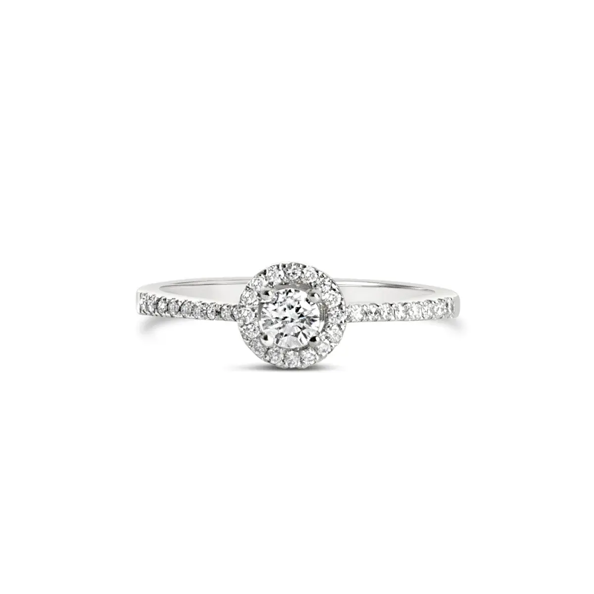 Round cut engagement ring