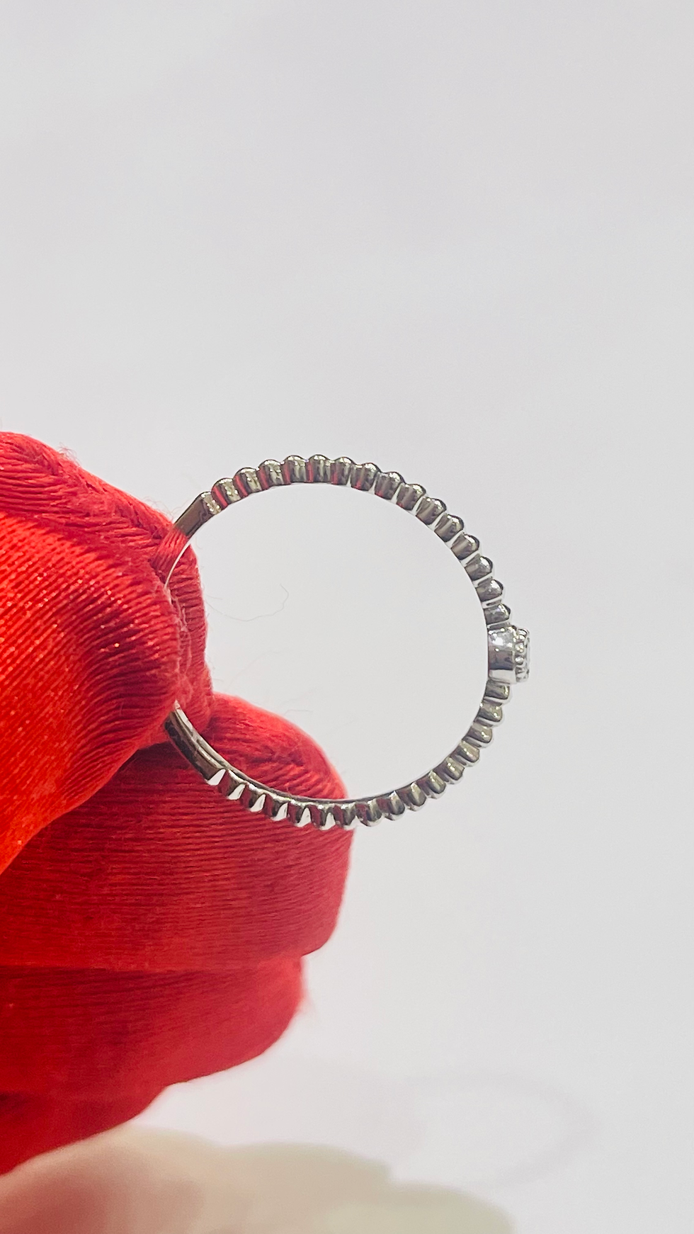 Miniature : Dainty ring 300