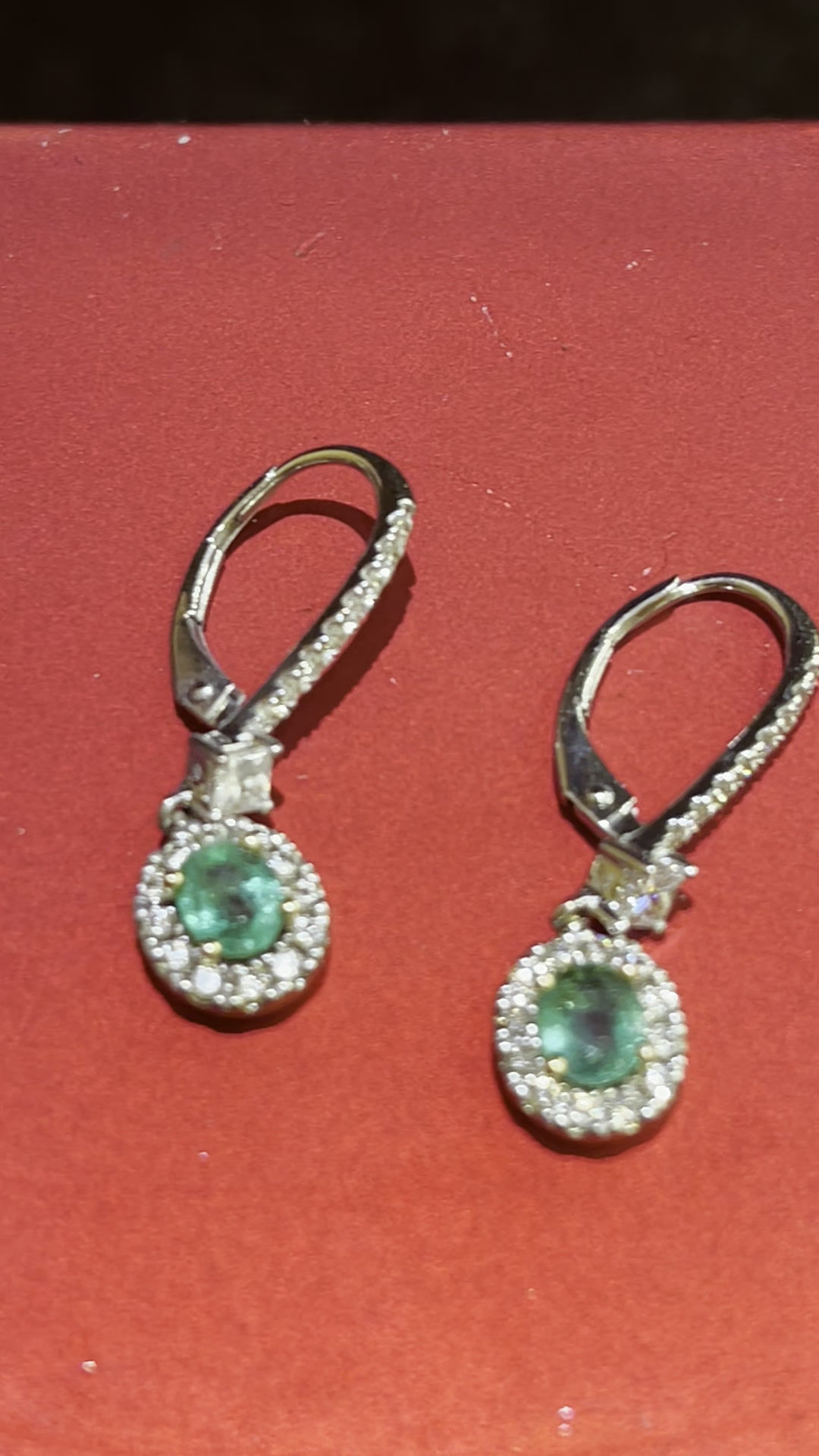 Emerald earrings 