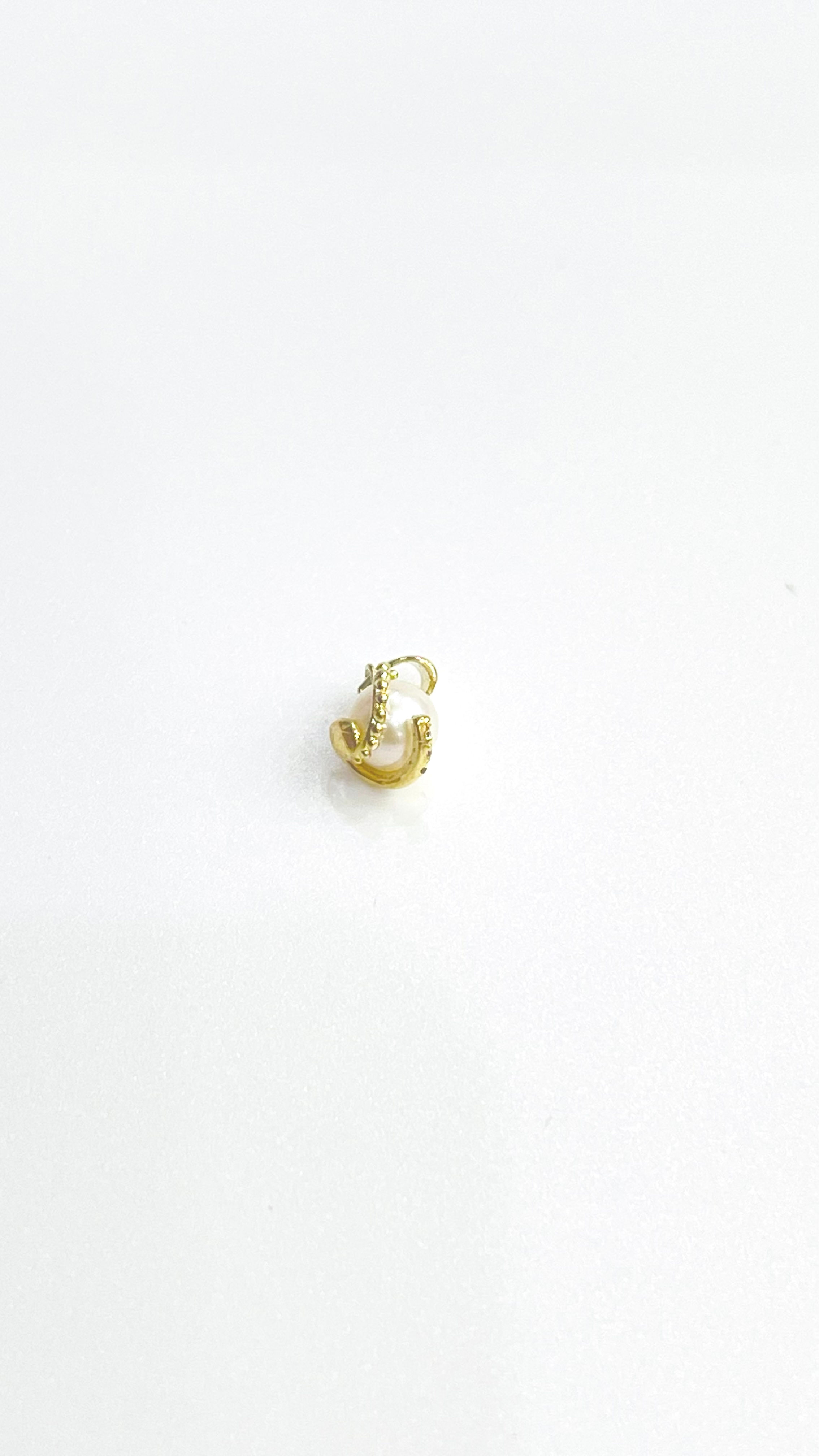 Pearl pendant