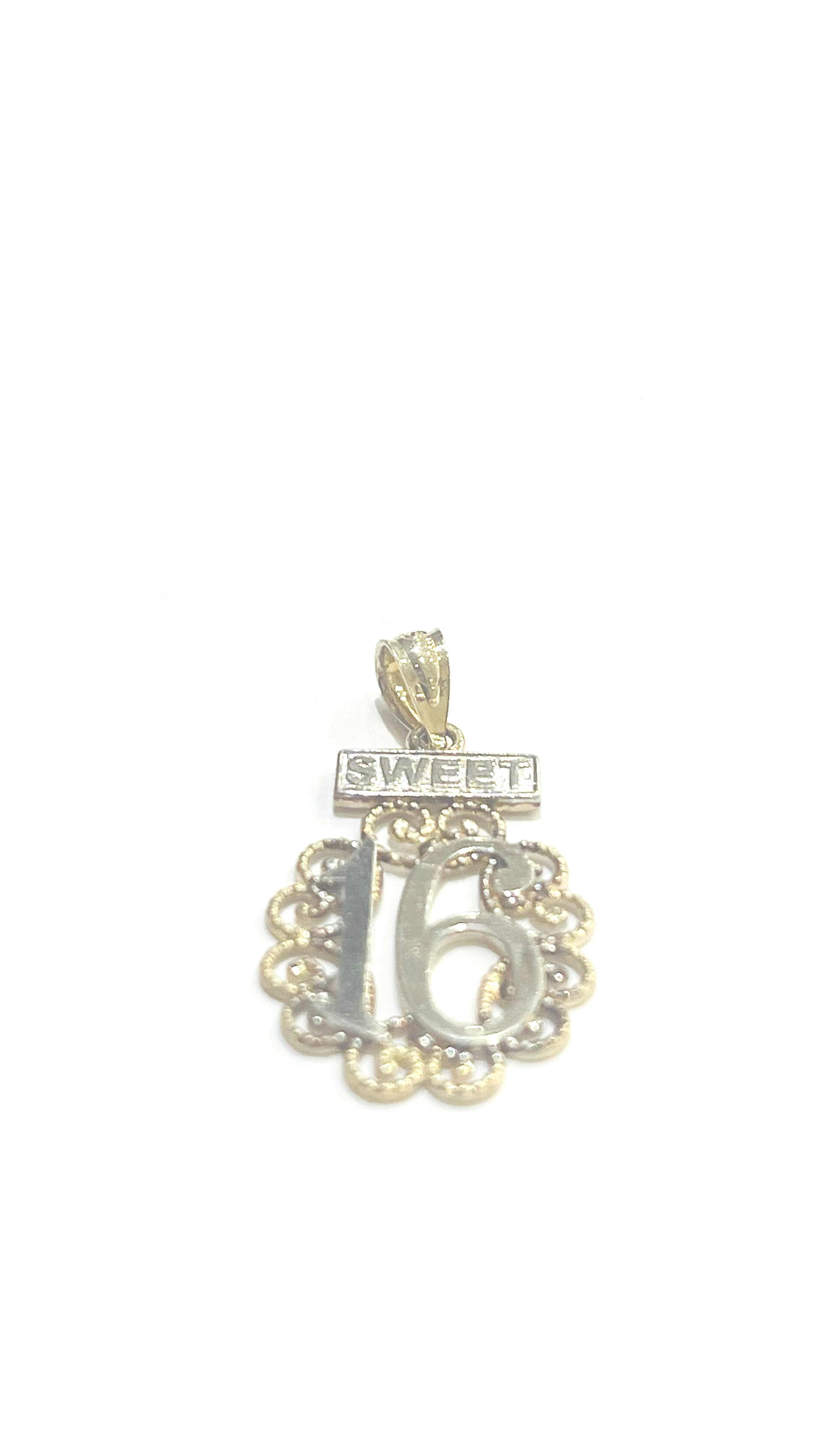 Sweet 16 pendant 