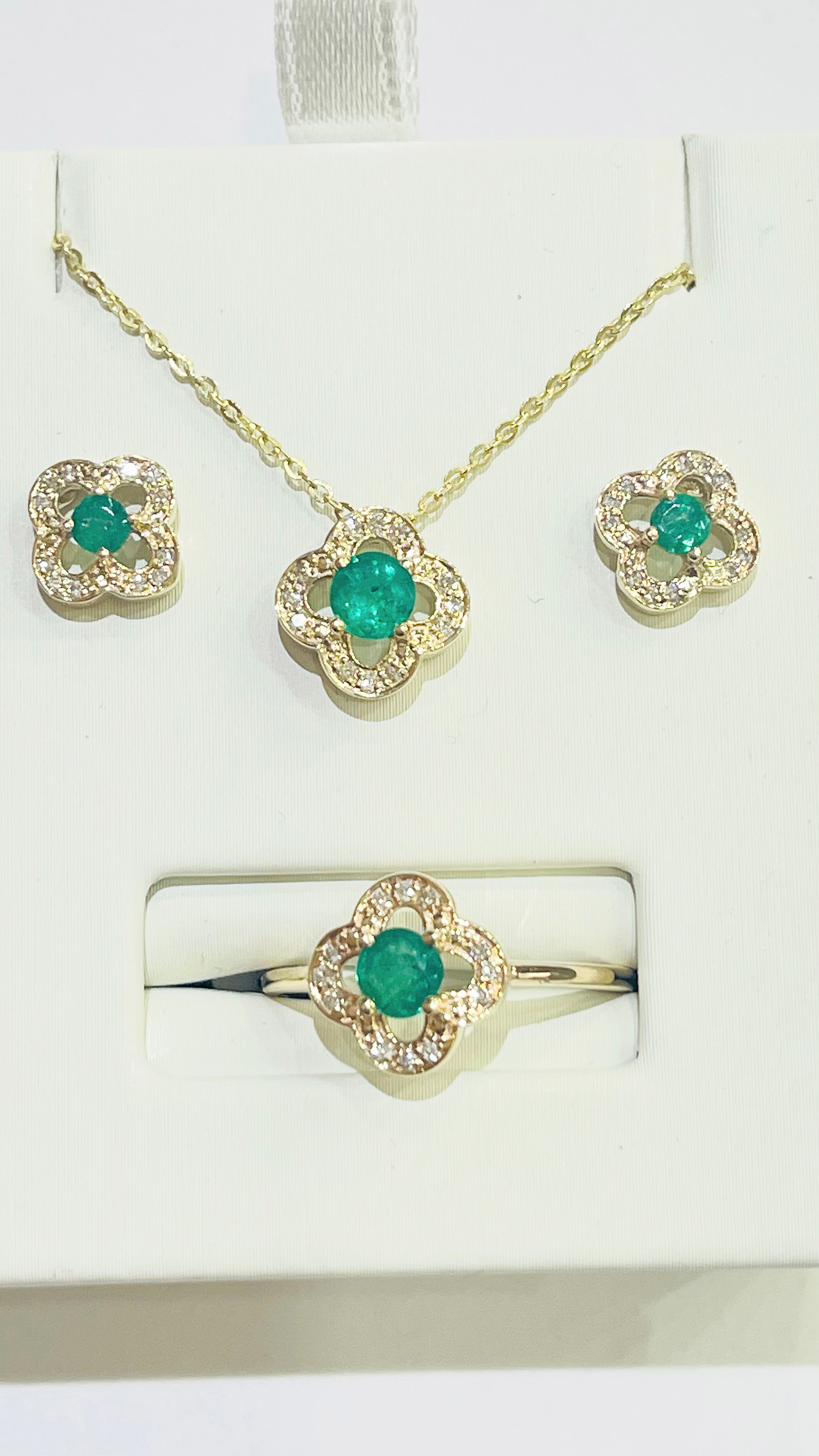 Emerald set May