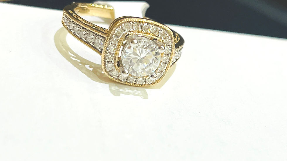 Miniature : Square engagement ring