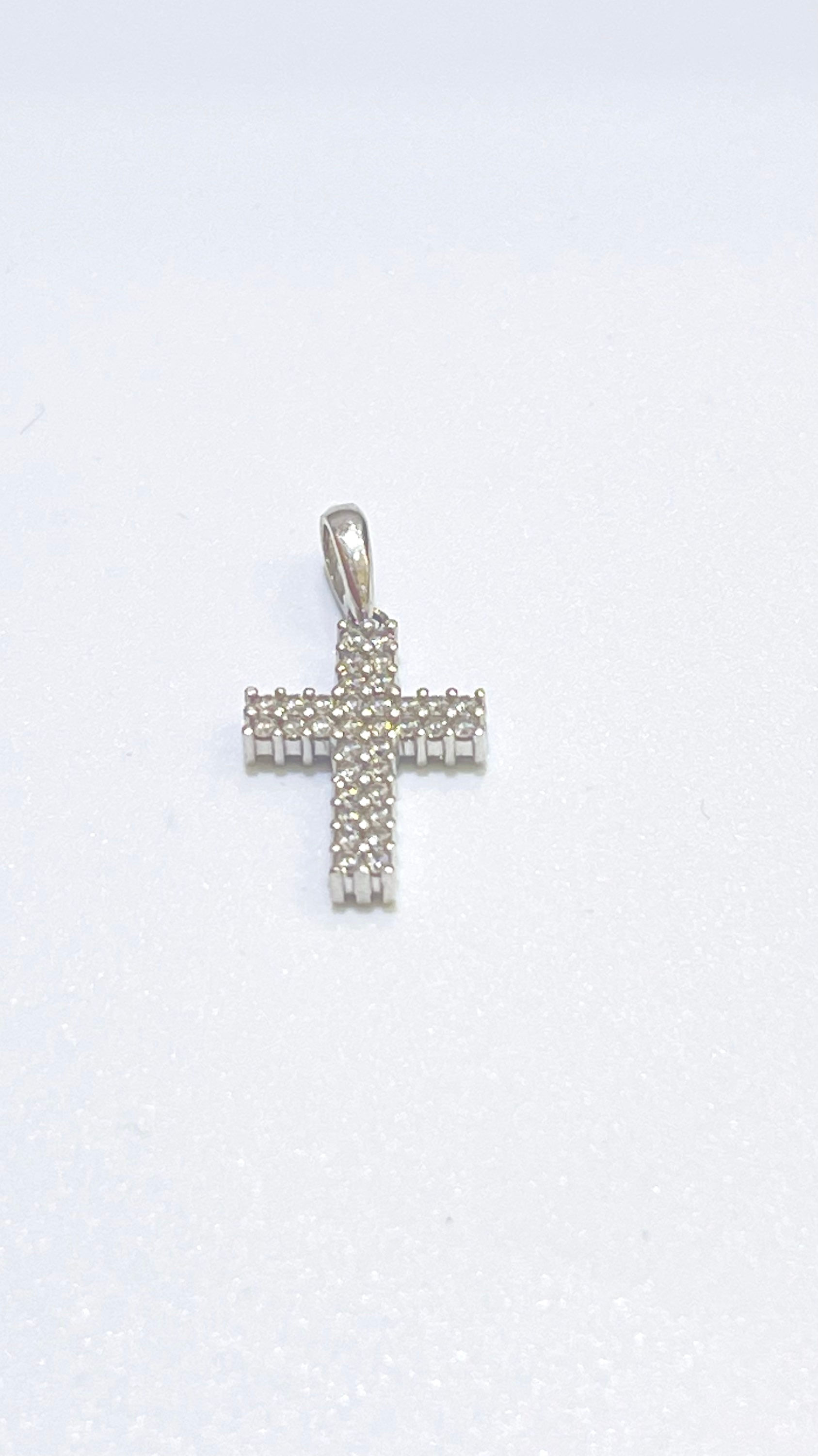 Cross pendant