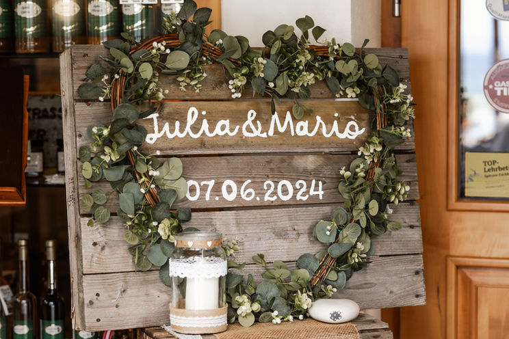 Hochzeitsfotografin, Weddingphotographie, Mostlandhof in Purgstall an der Erlauf, Trachtenhochzeit