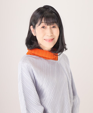 かわおかピアノ教室_プロフ写真_5.jpg