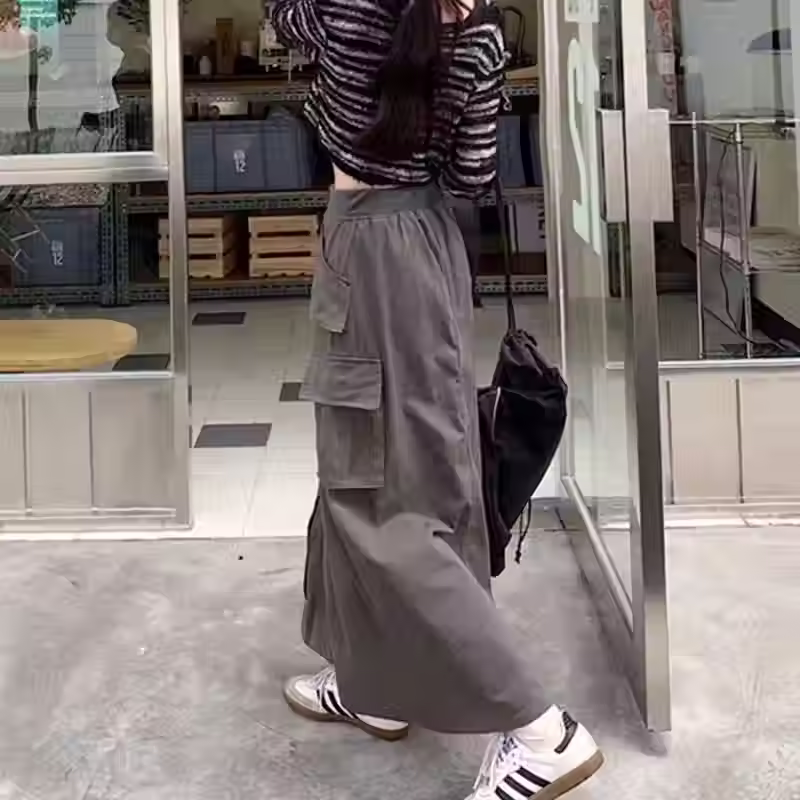 Women's Cargo Skirt Vintage Streetwear A Line Long Skirt with Pockets