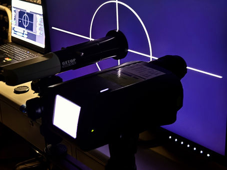XYZ 色彩模型與 RGB 色彩模型之比較及其在 DCI 數位電影標準中的應用