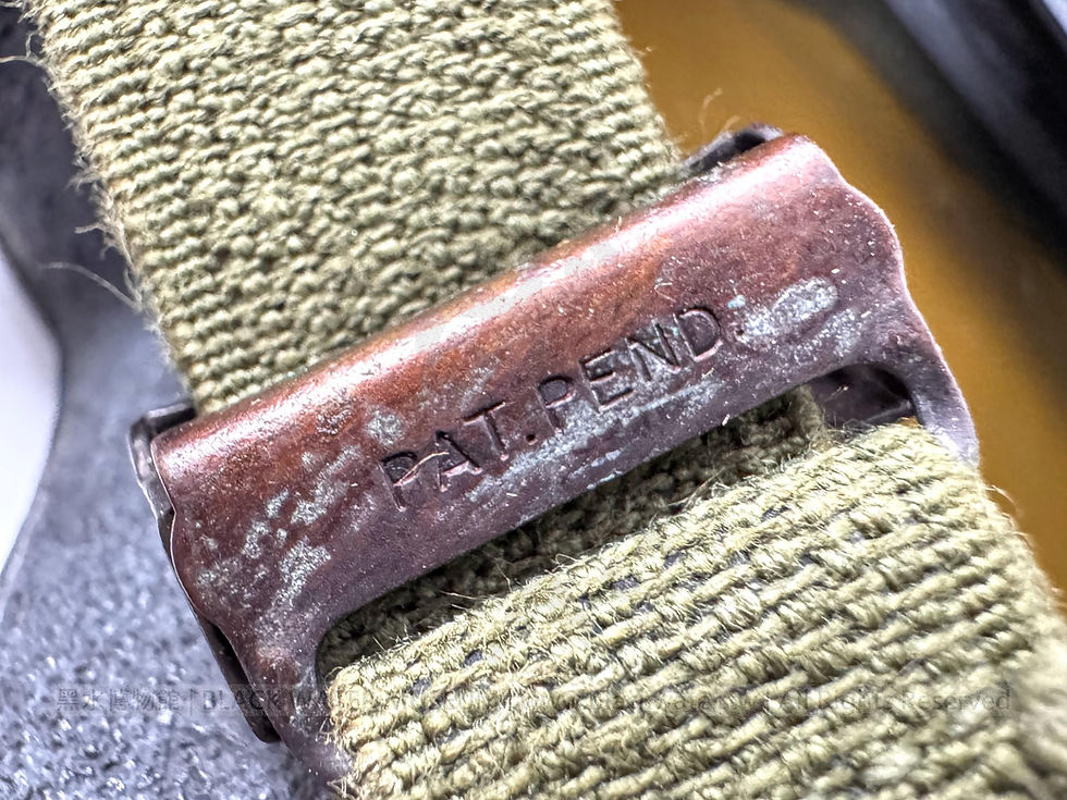 WWII USAAF FLYING GOGGLES, M-1944, TYPE B-8 with Original Box
二戰 美國陸軍航空隊 B-8 (M-1944) 飛行風鏡連原裝盒《Black Water Museum Collections | 黑水博物館館藏》