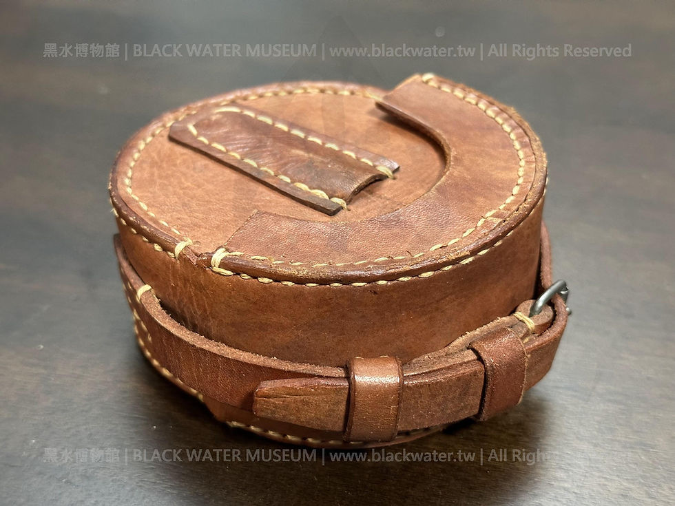 昭和19年(民國33年1944)12月,日本帝國陸軍氣象部,攜帶氣壓計,番號8324,柳製作所《Black Water Museum Collections 黑水博物館館藏》