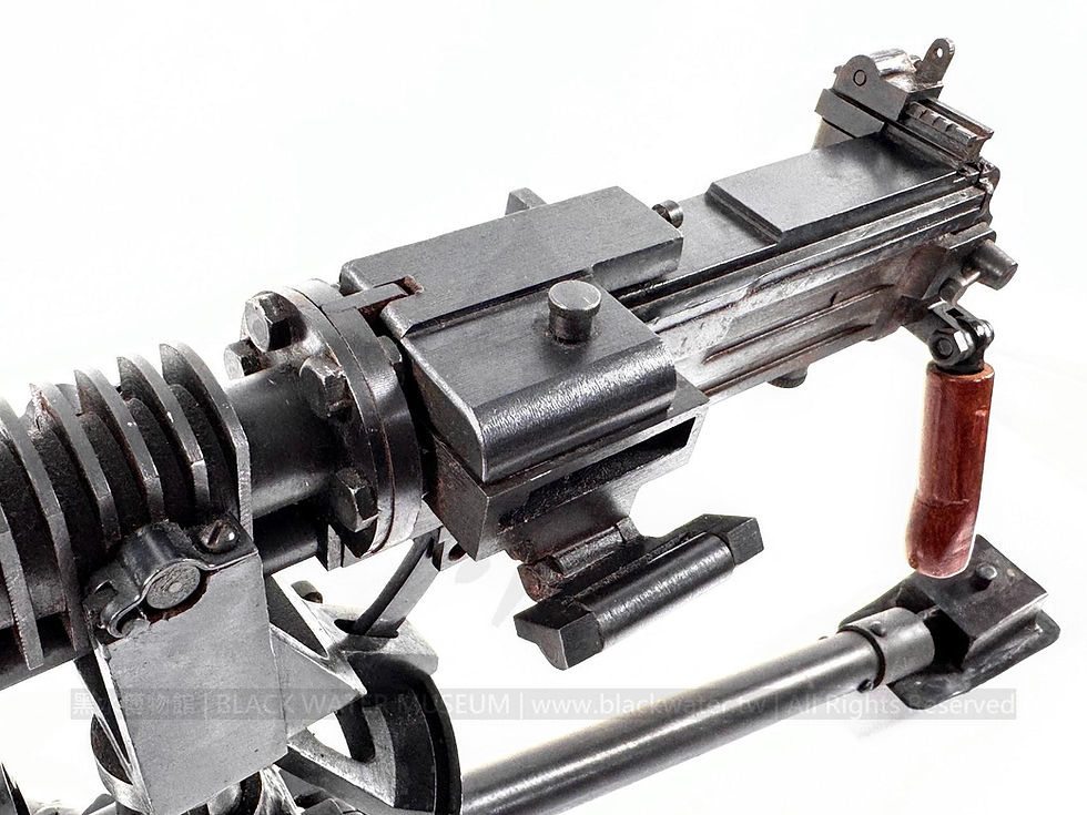 1:3 Scale All Metal Model of IJA Type 92 Heavy Machine Gun with Tripod
日本帝國陸軍 九二式重機槍 1:3 比例全金屬模型及三腳架《Black Water Museum Collections | 黑水博物館館藏》
