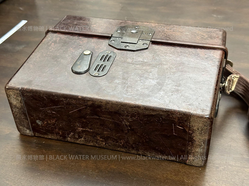 1943,Wehrmacht Feldfernsprecher 33 (FF33) Telephone, No.113561 民國32年，德國國防軍33型(FF33)野戰電話機，序號 113561號《Black Water Museum Collections | 黑水博物館館藏》