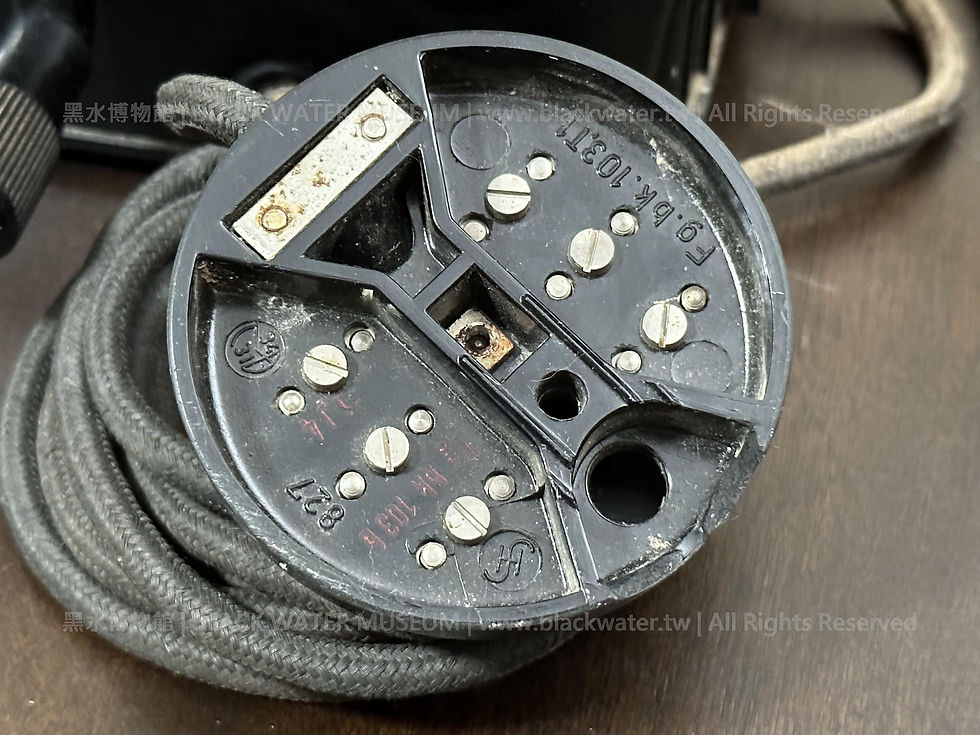 Siemens Fernsprecher OB 33 德國西門子OB33手搖電話《Black Water Museum Collections | 黑水博物館館藏》